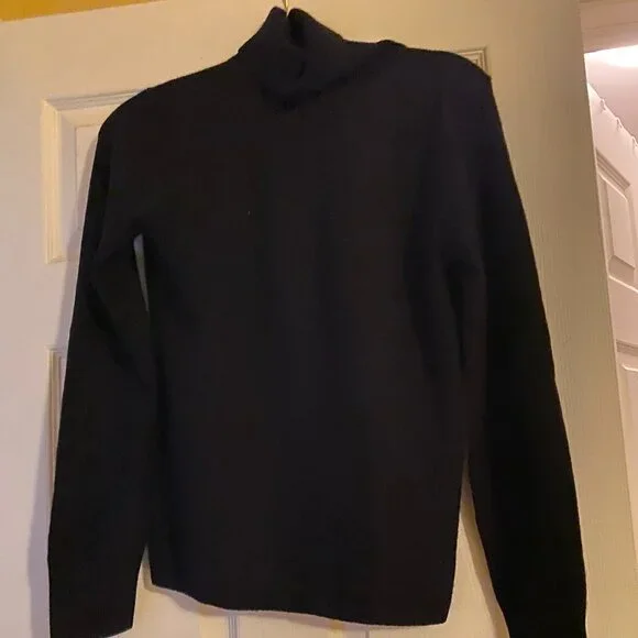 J. Crew 100% Cashmere Turtleneck Sweater black Size Medium EUC $228 - Picture 1 of 3